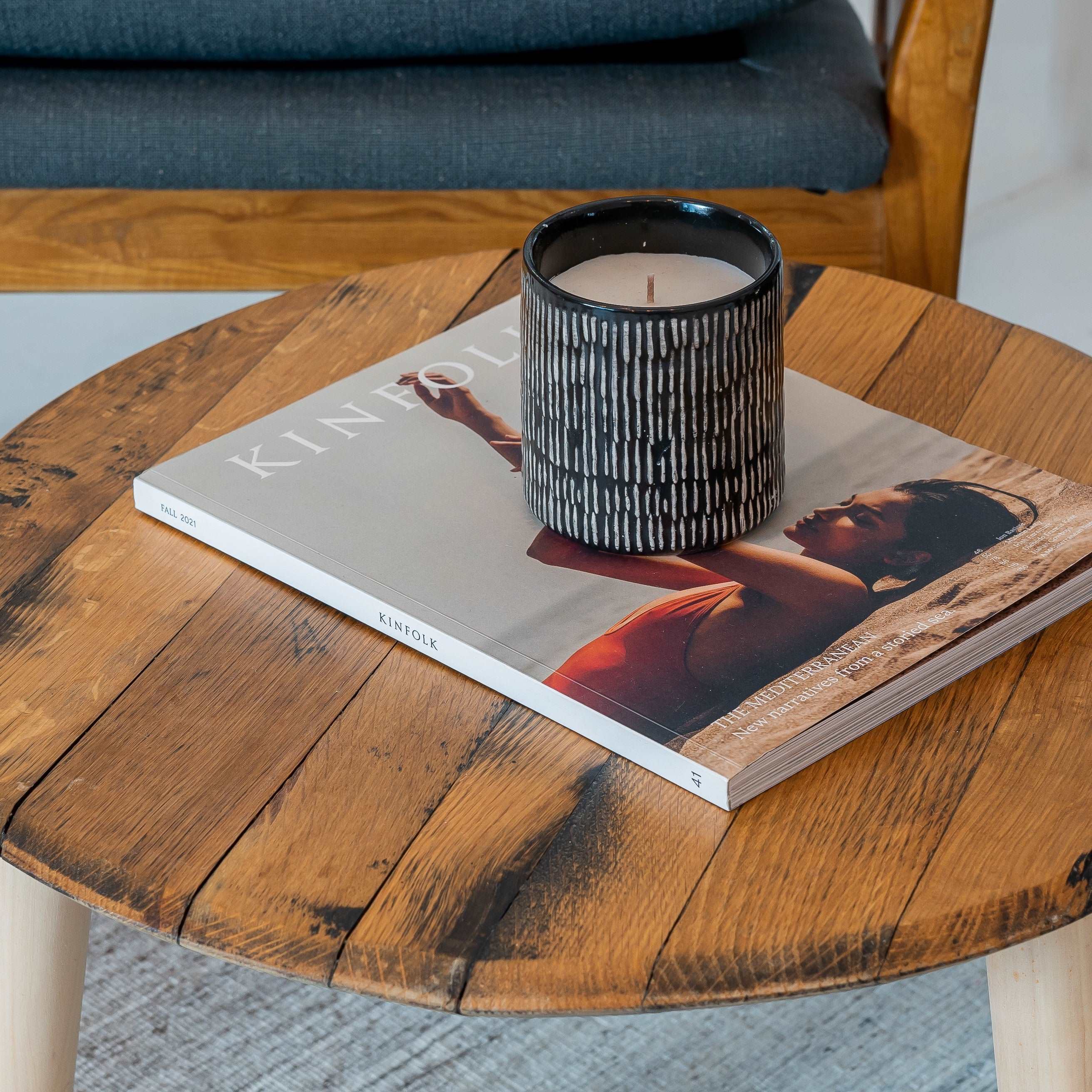 Round barrel outlet coffee table